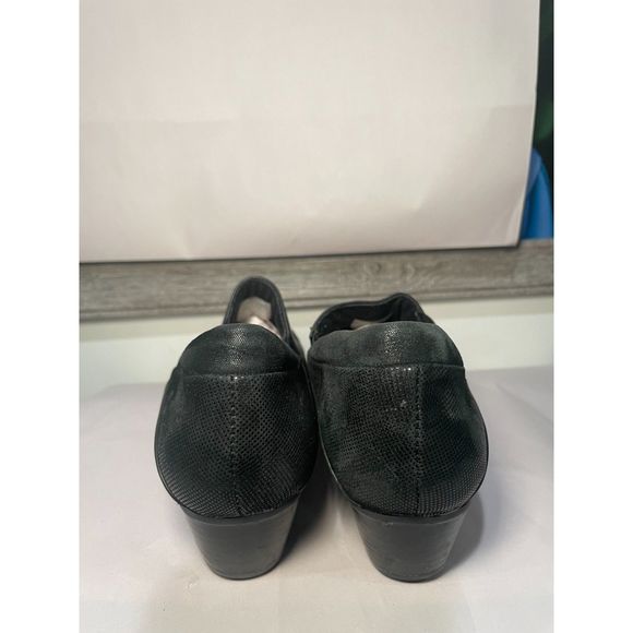 Aravon Women's Provence Asymmetrical Slipon‎ Pump Black Leather 7.5 US / 5UK - Picture 12 of 13